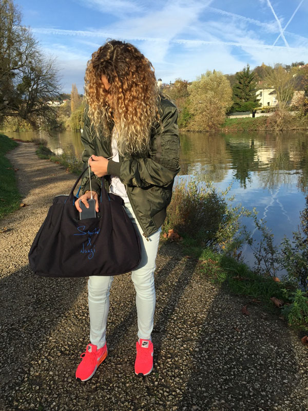 Smoliv & Nunzi - Anna - Black & Blue